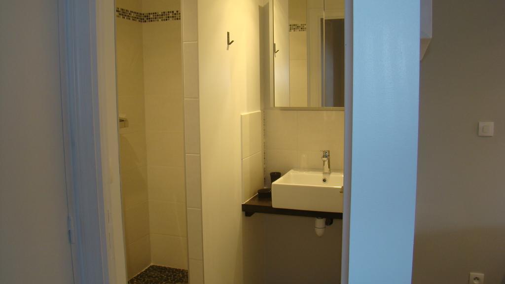 Gite De La Cour Campandre-Valcongrain Номер фото